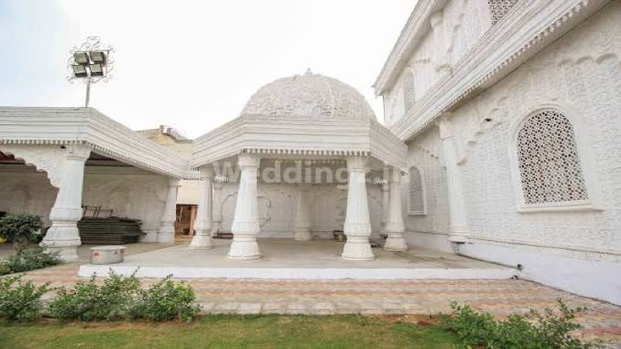 Anand Mahal marriage garden